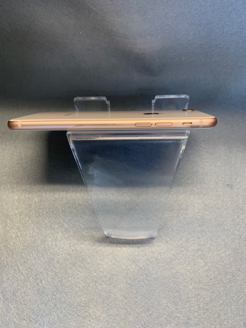 美品 国内版 SIMフリー iPhone8 64GB ゴールド色