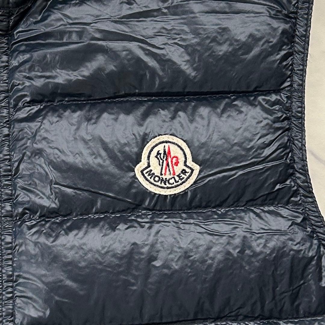 モンクレール ダウンベスト GUI ワッペン ネイビー 0