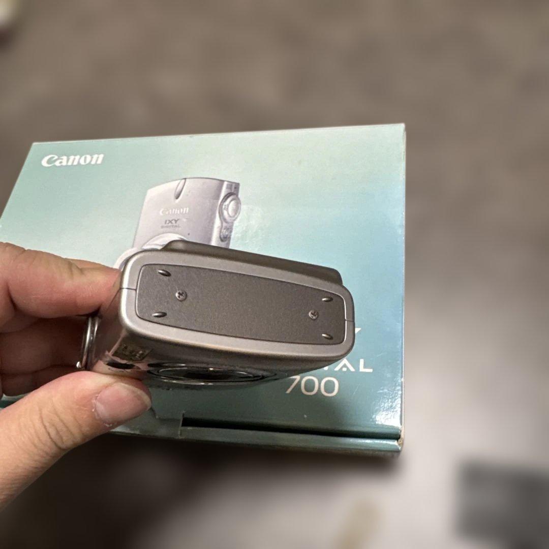 美品✨動作品✨Canon IXY DIGITAL 700 コンデジ