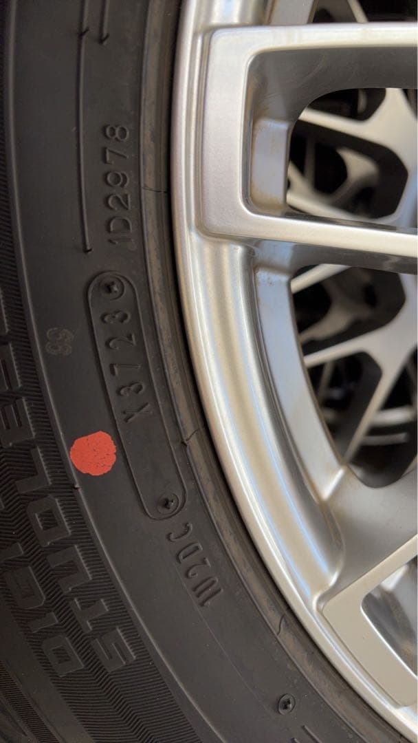 18インチスタッドレスタイヤセット！引き取り限定