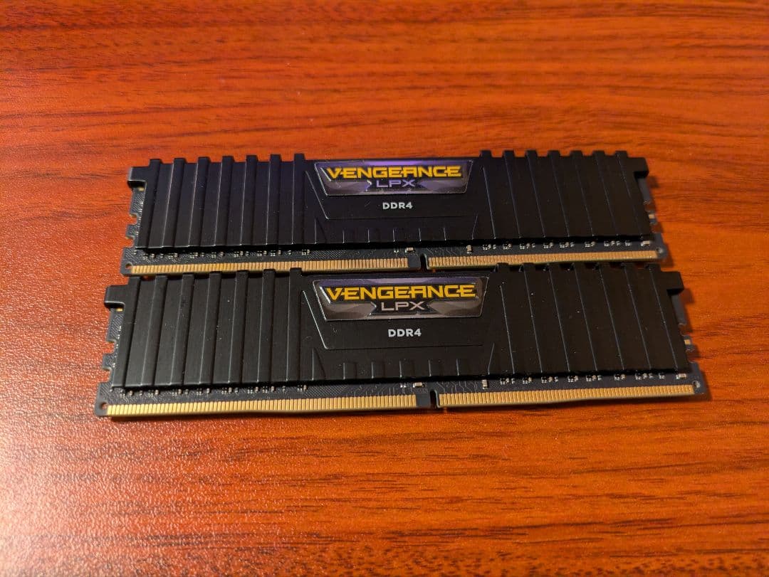 メモリー Corsair Vengeance DDR4 32GB 3200MHz LPX