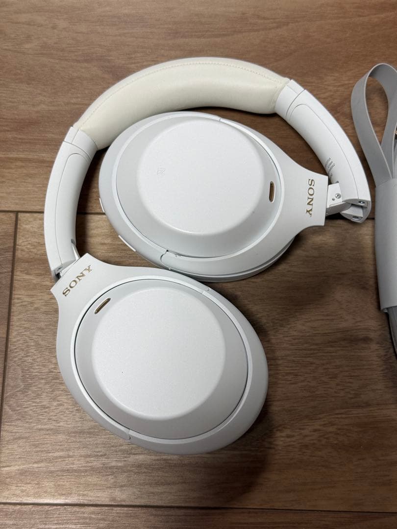 sony WH-1000XM4 WM ワイヤレスヘッドホン サイレントホワイト