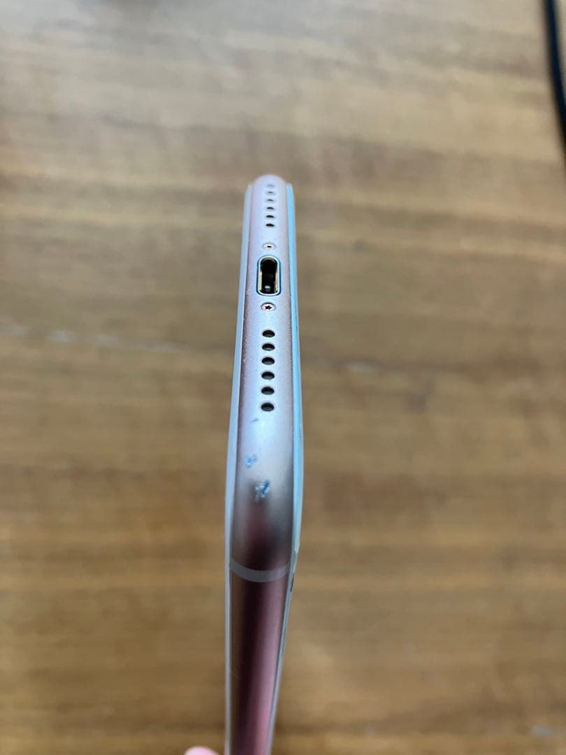 【ジャック】iPhone 8 ゴールド 付属品あり