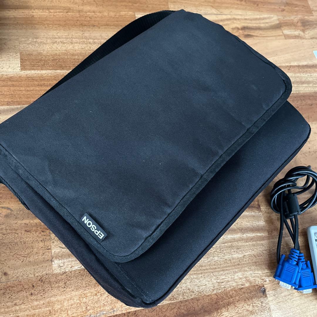 エプソン　プロジェクター