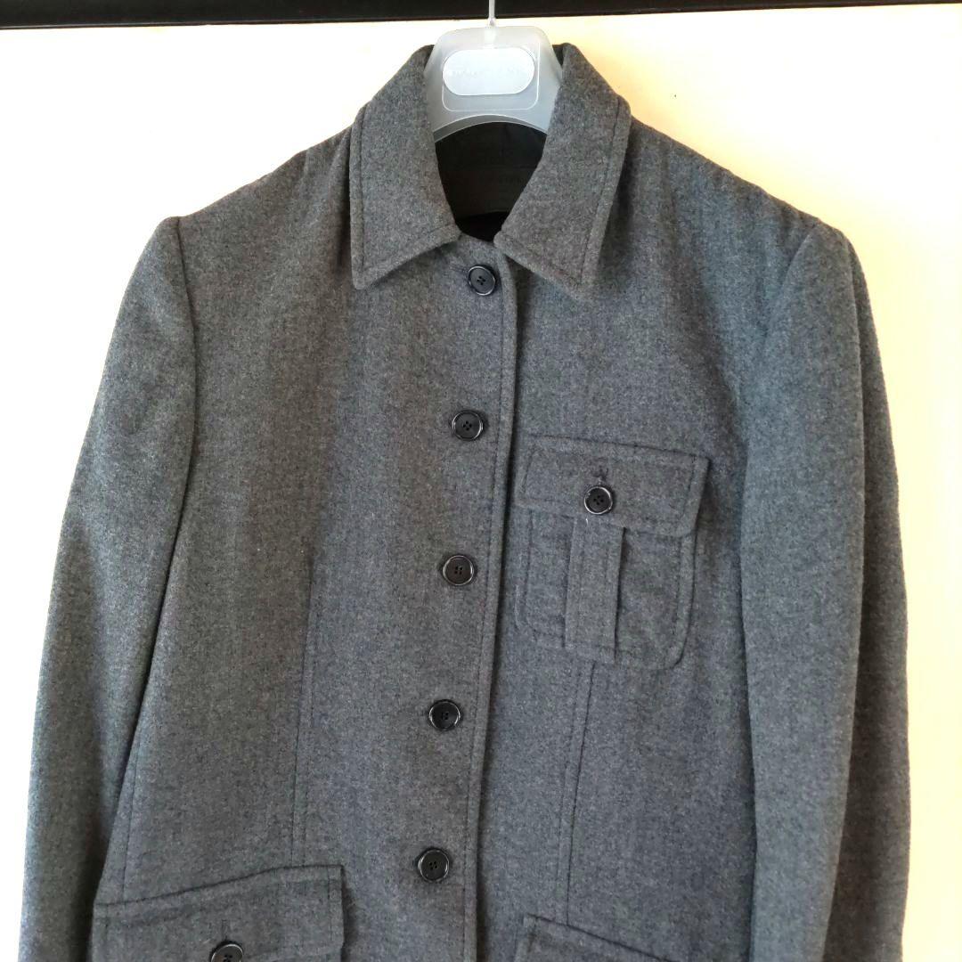 【プラダ】 ウールステンカラージャケット グレー　made in Italy