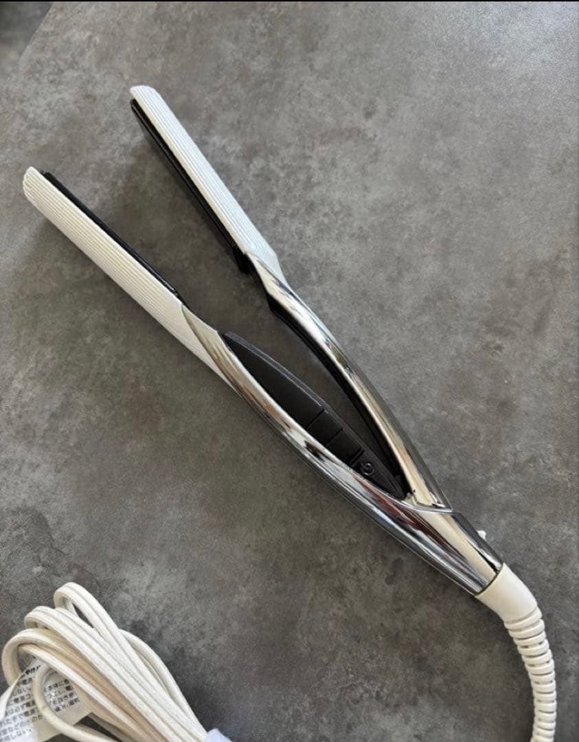 MTG リファ　ReFaストレートヘアアイロン