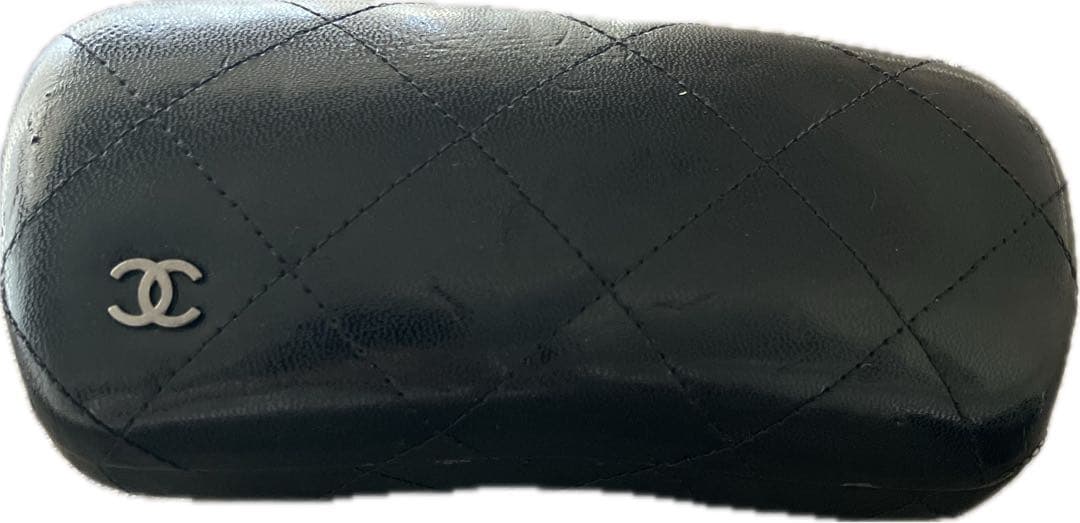 CHANEL ラウンド型サングラス ブラック×ホワイト