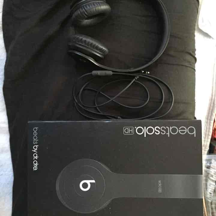 beats ヘッドホン