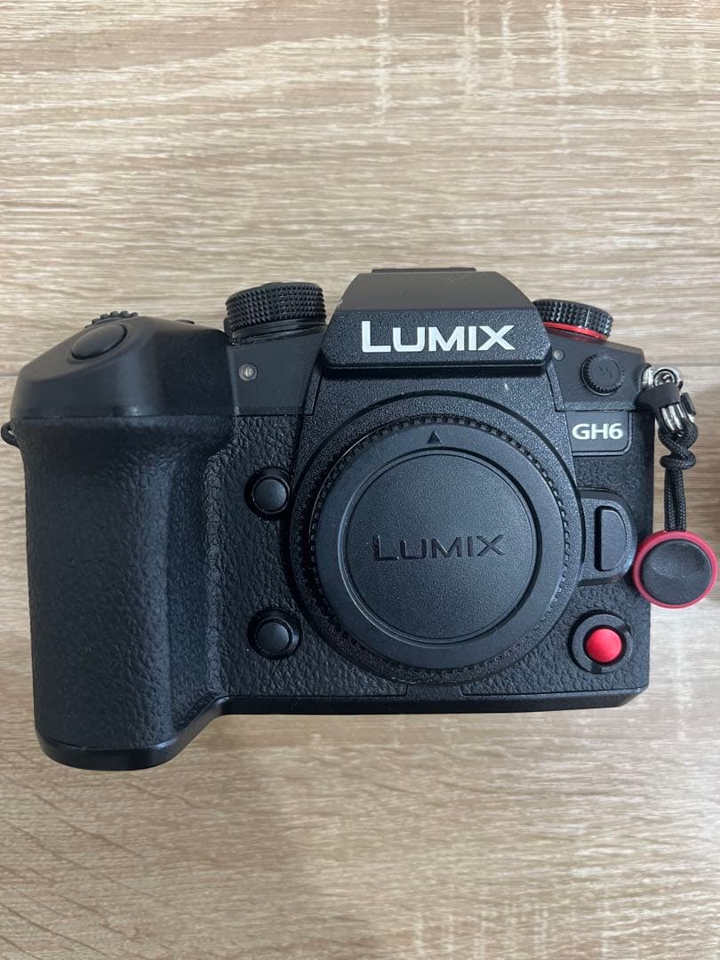 LUMIX GH6 ミラーレス一眼カメラ 本体