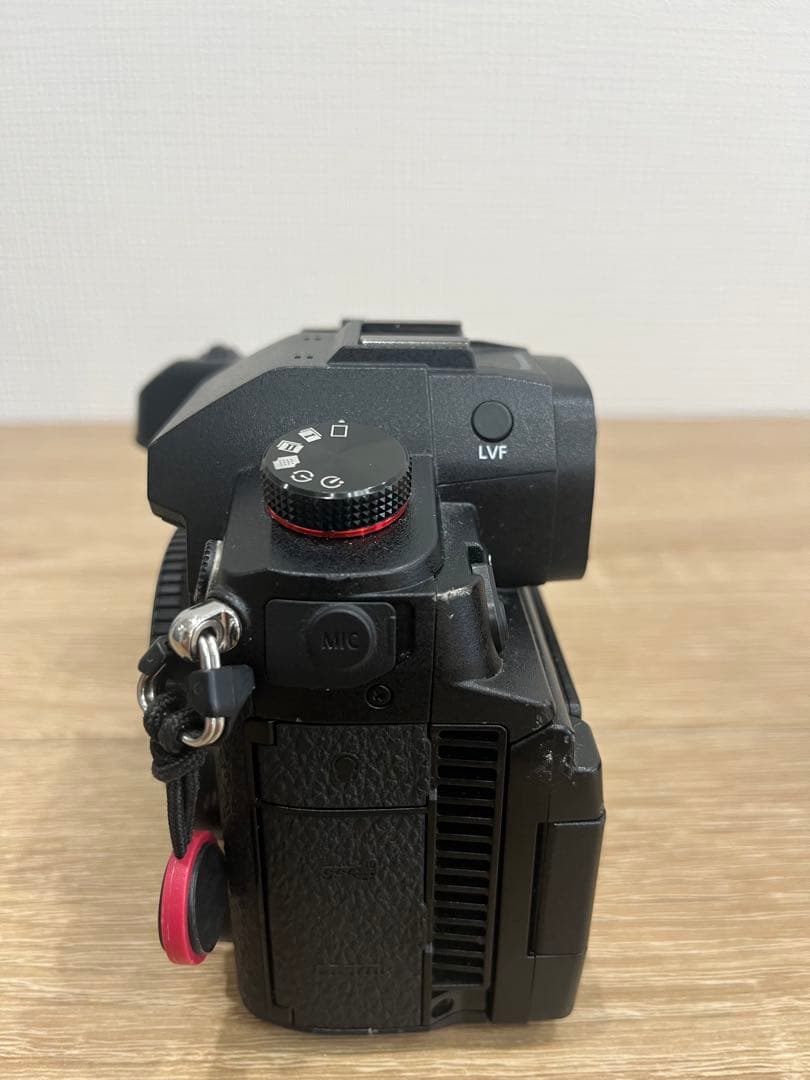 LUMIX GH6 ミラーレス一眼カメラ 本体