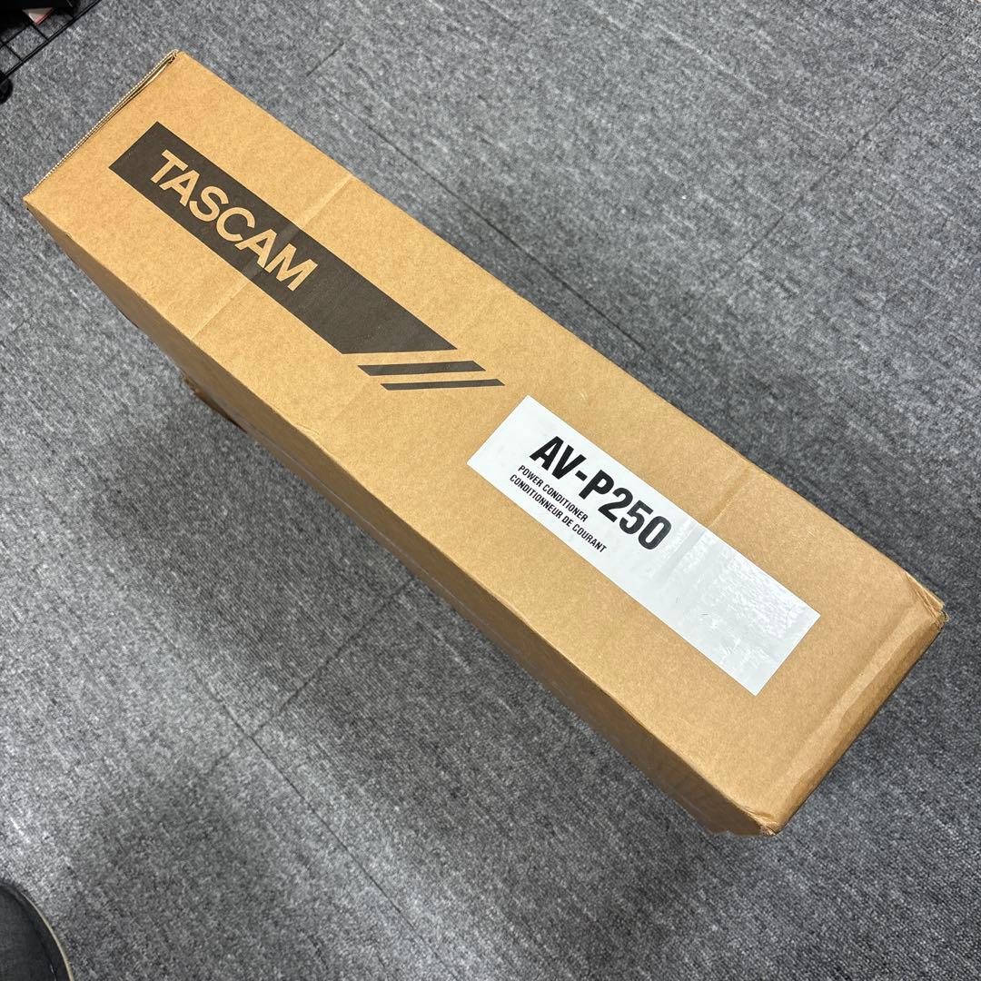 【未開封】TASCAM AV-P250 パワーディストリビューター 電源タップ