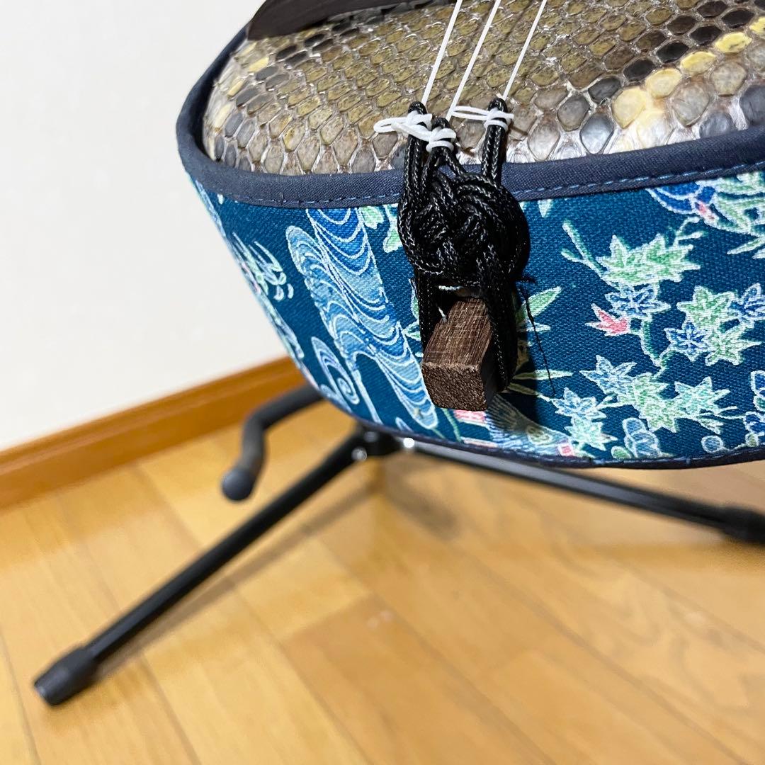 沖縄三線 本皮 極美品 蛇皮 和楽器 民謡 スンチーイエロー