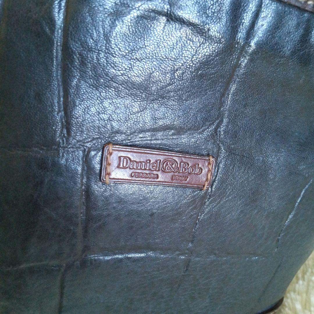 ダニエルアンドボブ　ショルダーバッグ レザー型押し 濃ネイビー