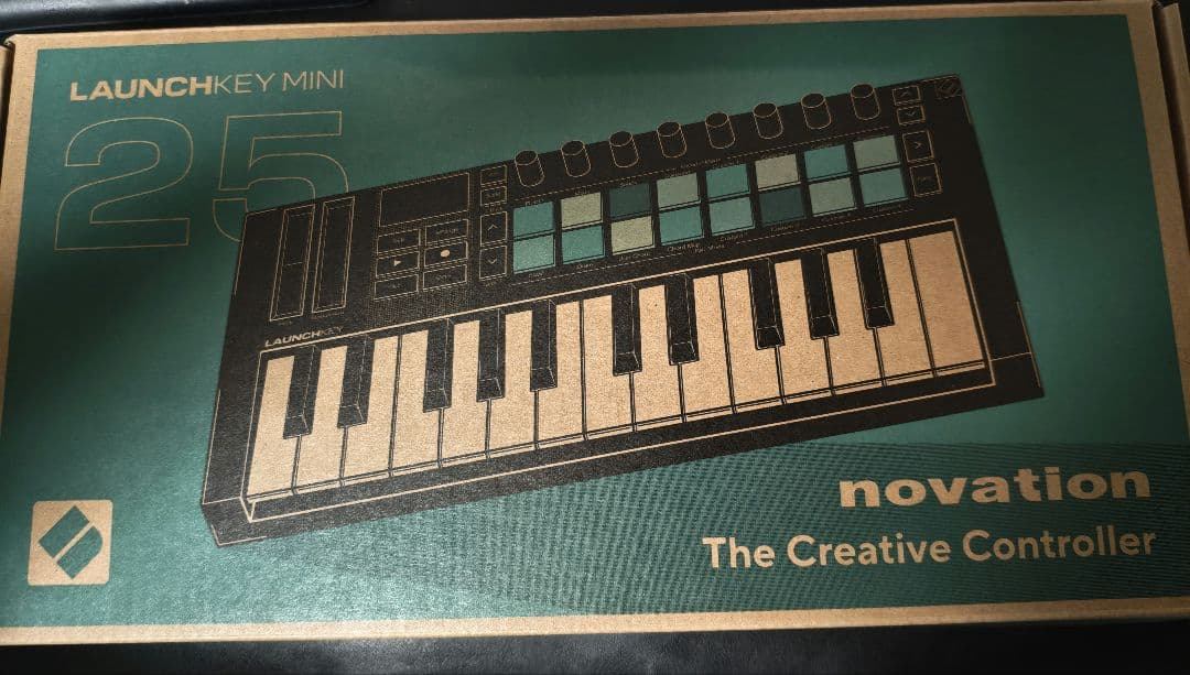 DTM・DAW Launchkey Mini 25 MK4