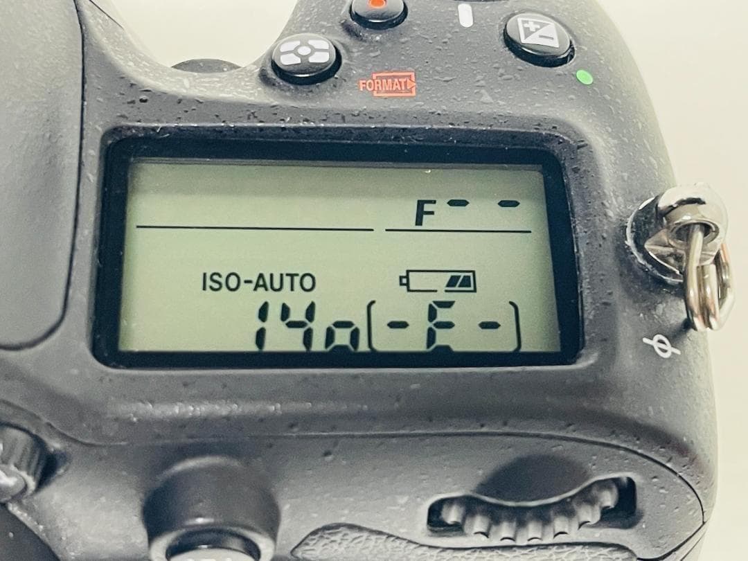 ニコン NIKON D7200 デジタル一眼レフ カメラ 中古 現状品