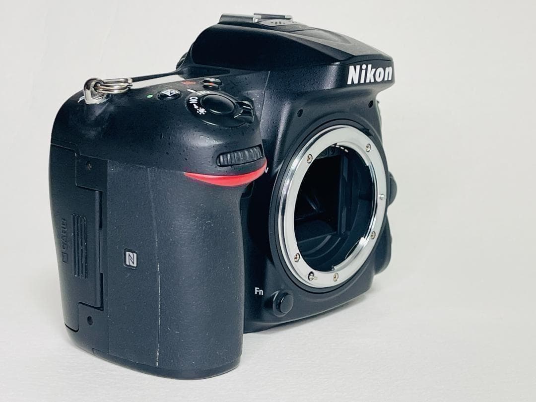 ニコン NIKON D7200 デジタル一眼レフ カメラ 中古 現状品