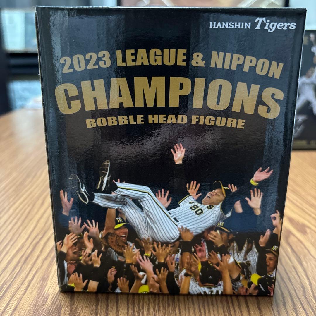 阪神タイガース 2023 チャンピオン ボブルヘッドフィギュア