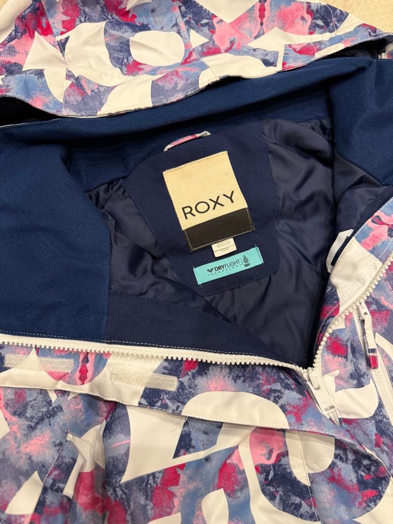 ROXY スノーボードウェア(上下) ニット帽 手袋付き お得な4点セット