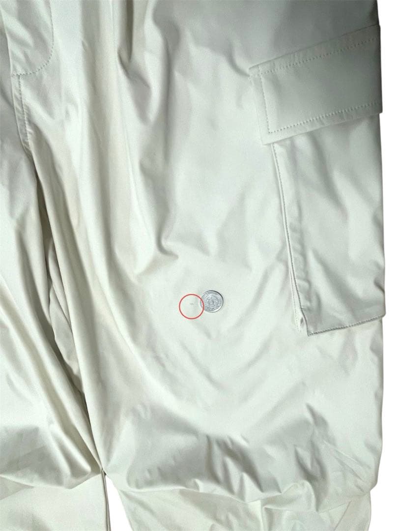 【新品タグ付き】emmi エミ タックドロストフォルムカーゴパンツ 完売商品