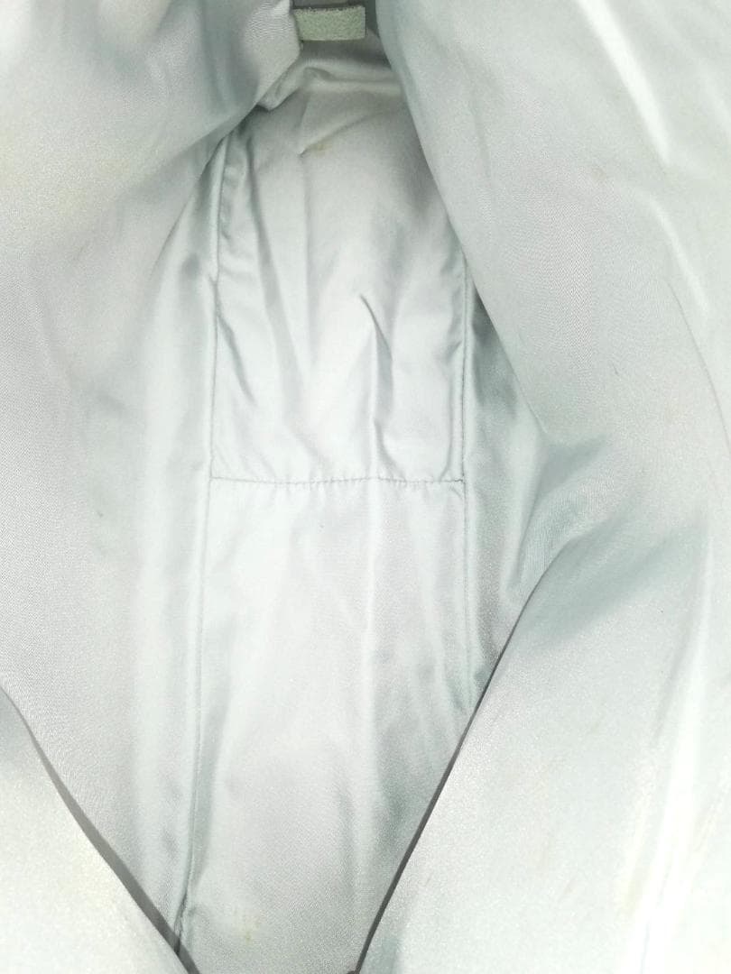 シャネル ニュートラベルライン ホワイト ナイロン ショルダーバッグ