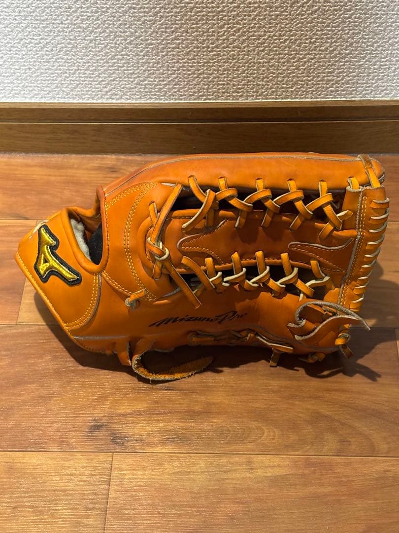 ミズノプロ軟式外野手用グラブ　匿名配送　オレンジ　型付け済み