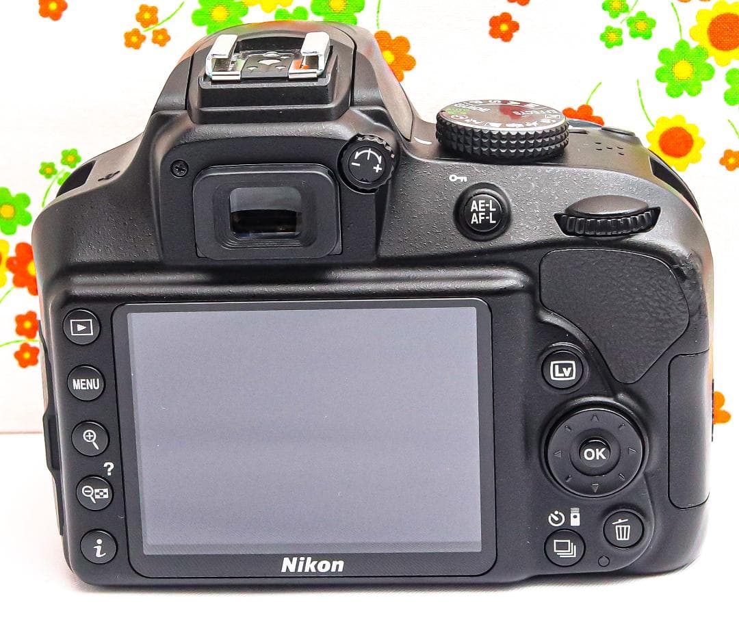 Nikon D3400 ☆初心者向け一眼レフ☆軽量＆高画質！☆スマホに転送可