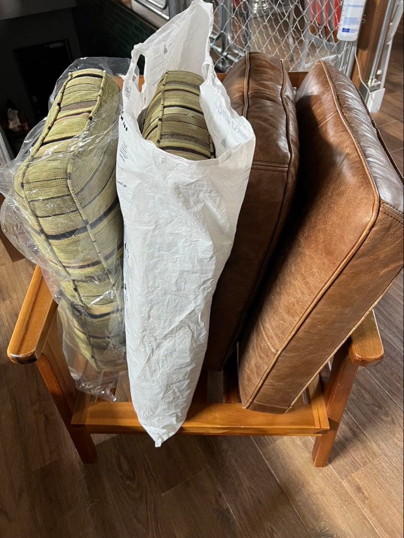 ☆WTWダブルティー☆TISMOティズモ☆1人掛けソファ☆レザーとストライプ☆