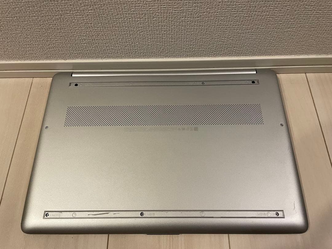 HP 15s-fq4004TU i7 11世代 256GB Office