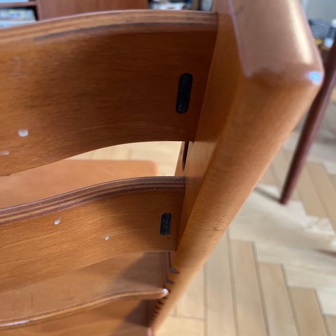中古　ストッケ　チャイルドチェア　チェリー　トリップ　トラップ　①