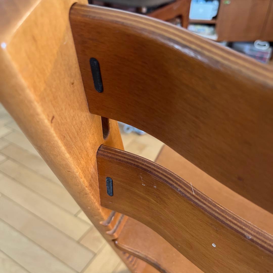 中古　ストッケ　チャイルドチェア　チェリー　トリップ　トラップ　①