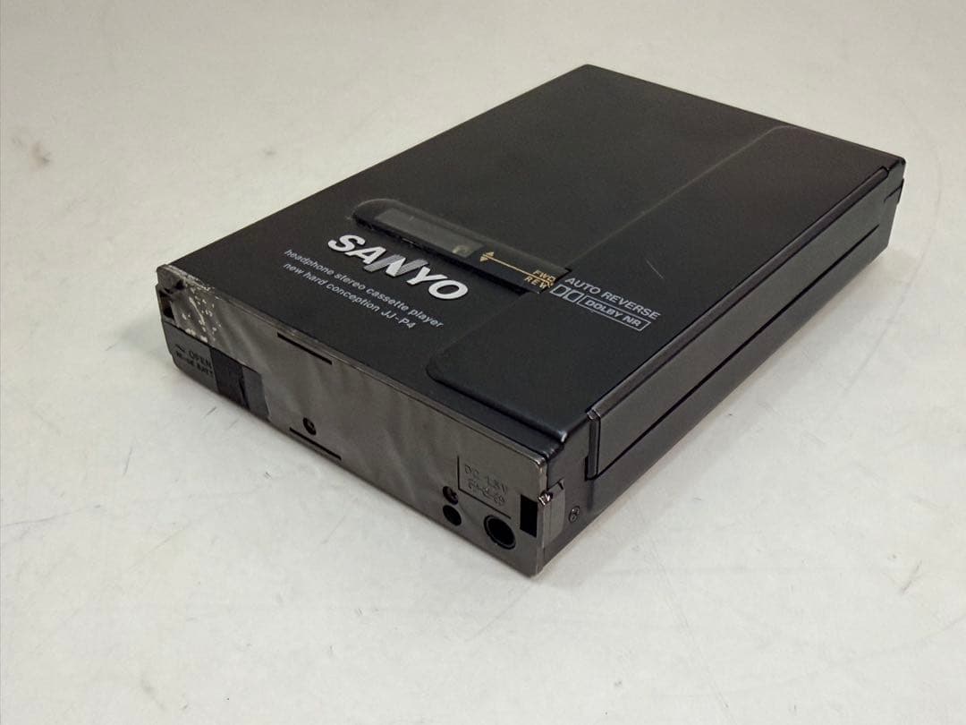 SANYO JJ-P4 レッド カセットプレーヤー