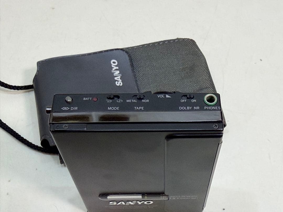 SANYO JJ-P4 レッド カセットプレーヤー