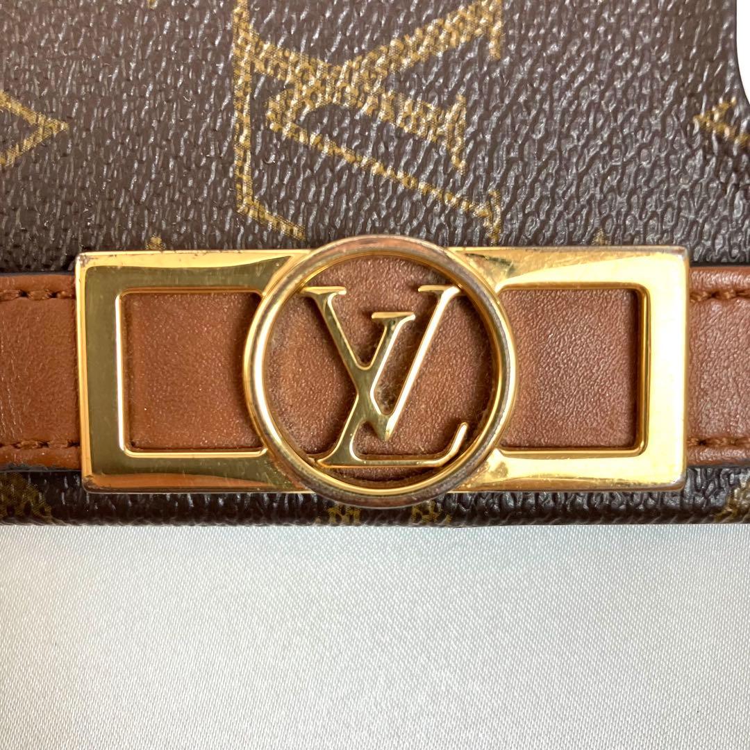 【極美品】ルイヴィトン　バンパー　ドーフィーヌ　モノグラム　iPhone13