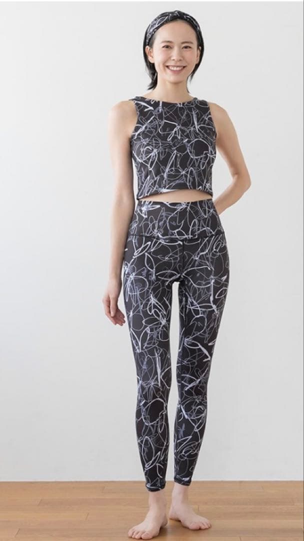 スカーラ　lava リボンフラワーブラトップ、スパッツ、ヘアーバンド　3点セット