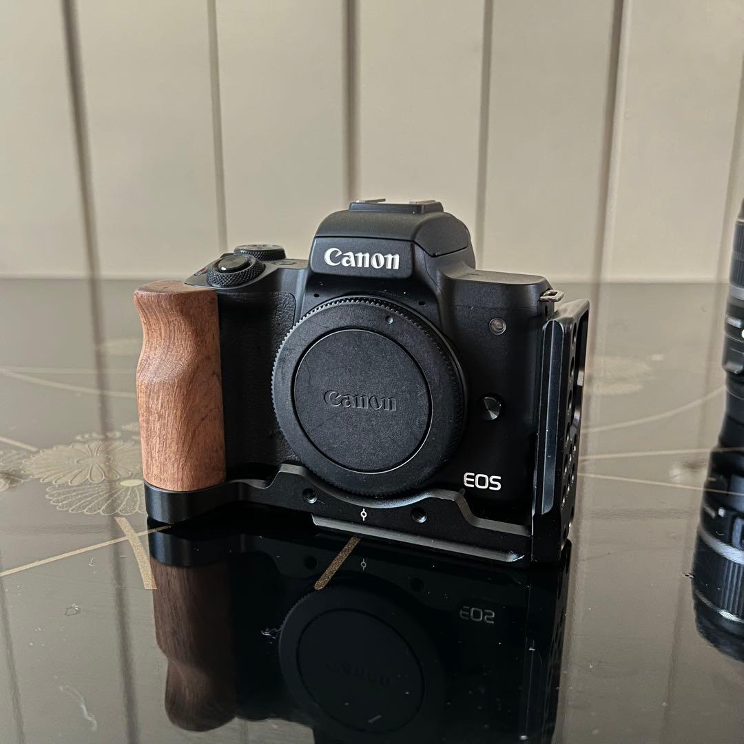 Canon EOS Kiss M 本体 + 付属品 + 非売品リグ