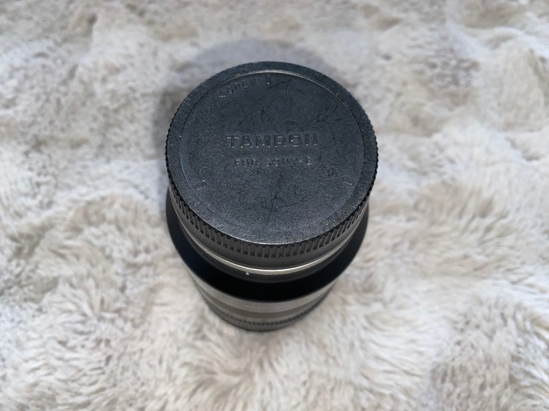 Eマウントフルサイズ用 Tamron 28-75mm F2.8 Di RXD