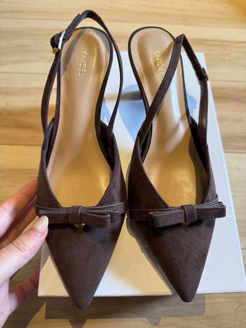 SNIDEL リボンパンプス