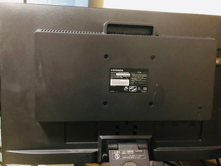 24インチフルHDスクリーン