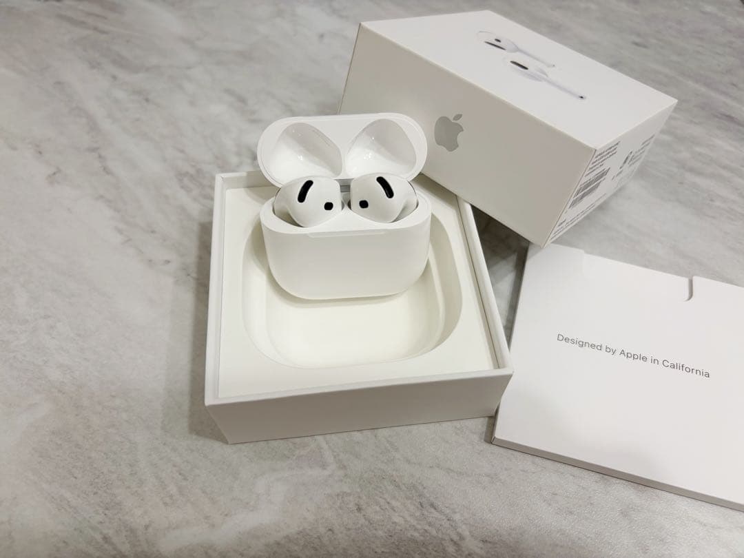 Apple AirPods 4 ノイズキャンセリング搭載