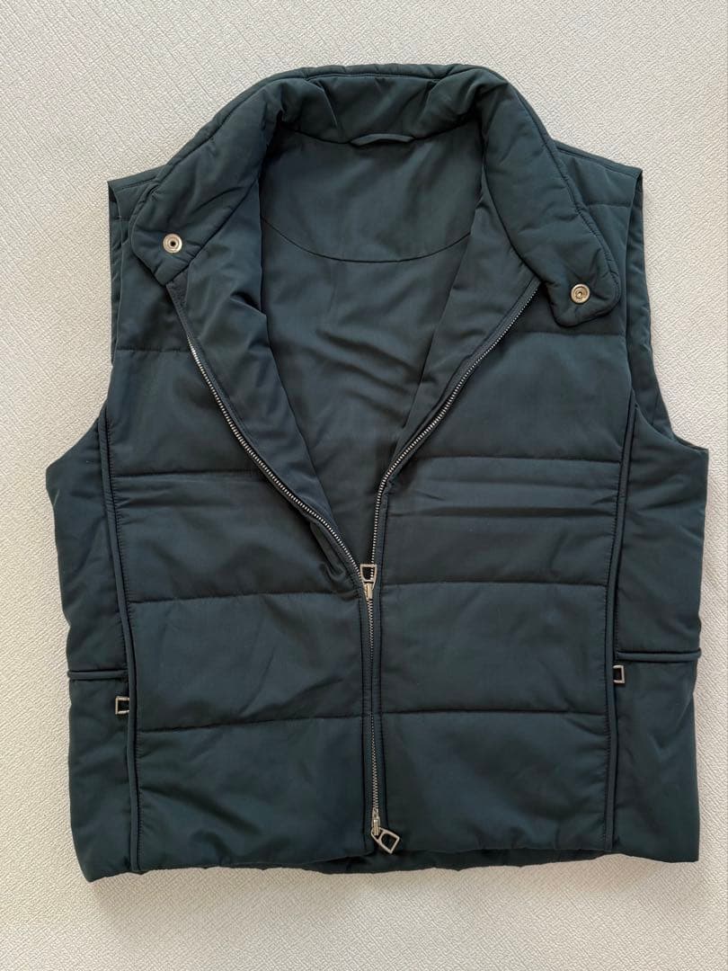 【美品】エルメス HERMES ダウンベストWINDSTOPPER セリエボタン