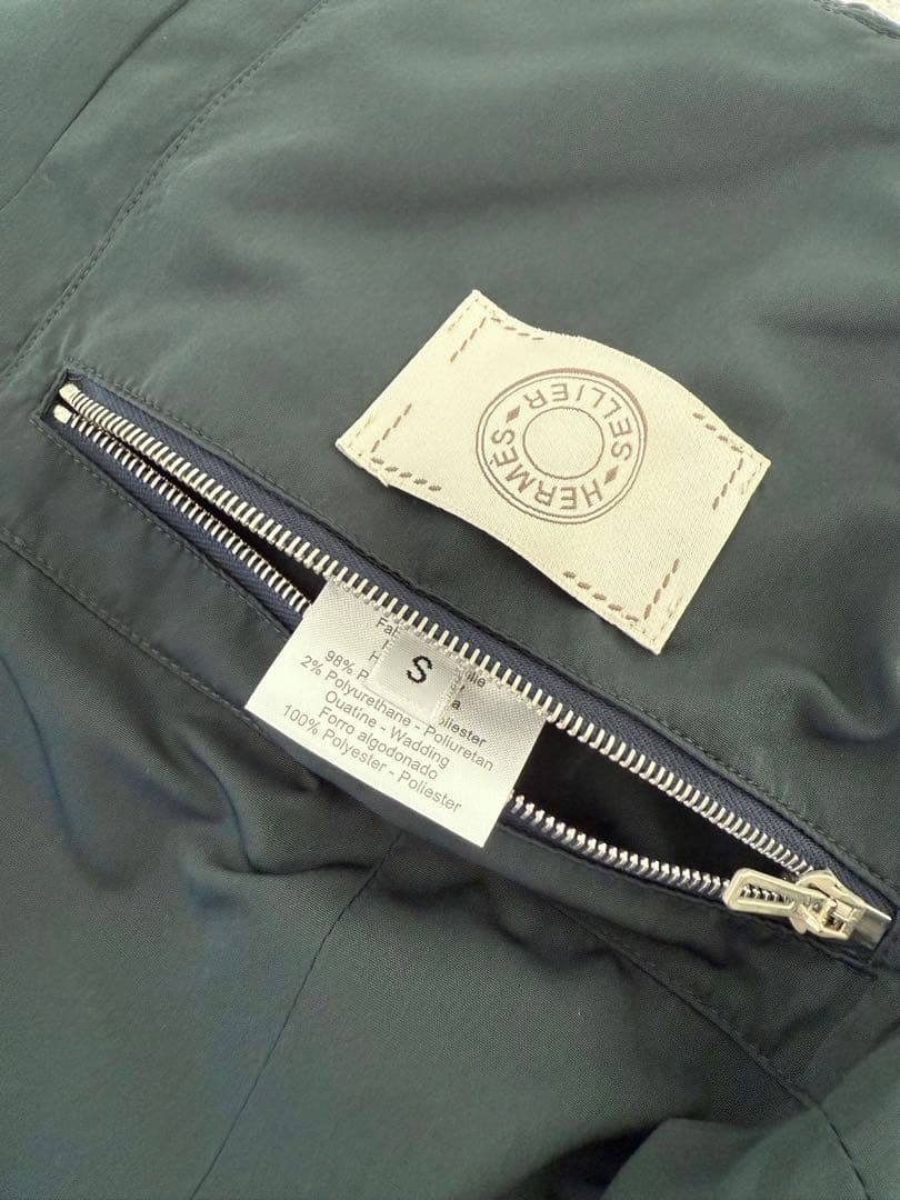 【美品】エルメス HERMES ダウンベストWINDSTOPPER セリエボタン