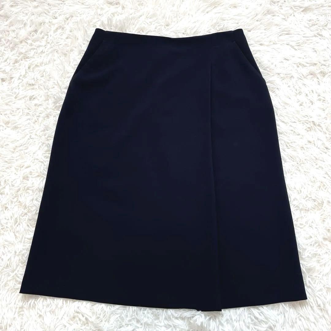 未使用品級☆ 23区 洗えるスーツ　スカートスーツ　ノーカラー　ネイビー　44