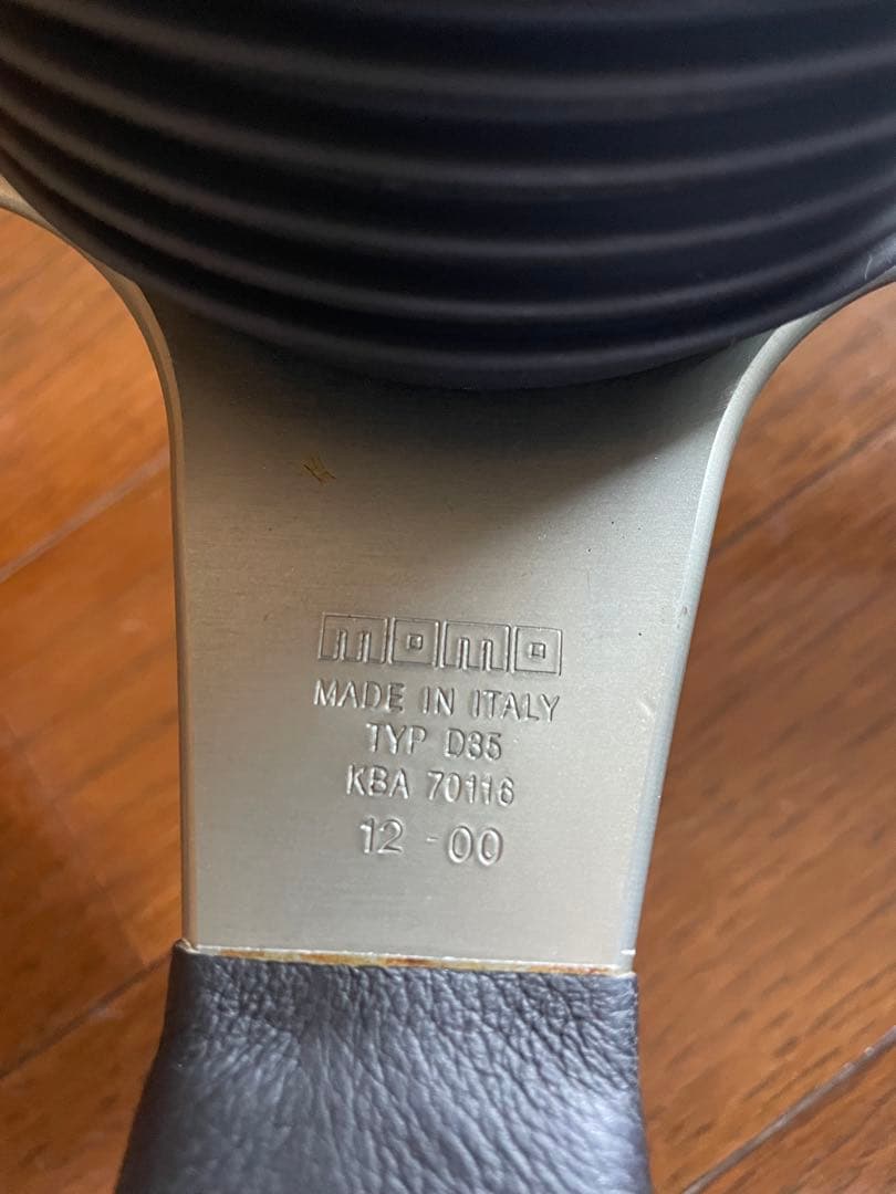 MOMO race 35π モモ レース イタリア製 ステアリング ハンドル