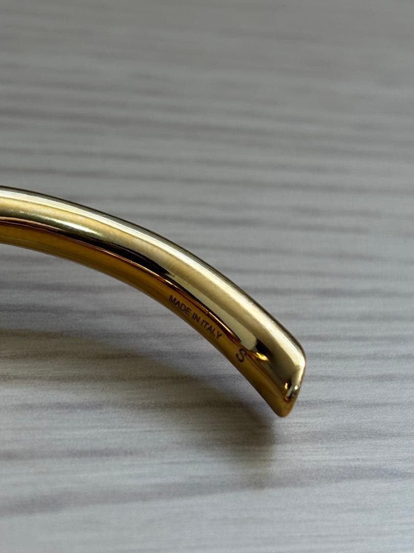 セリーヌ　ブレスレット　バングル