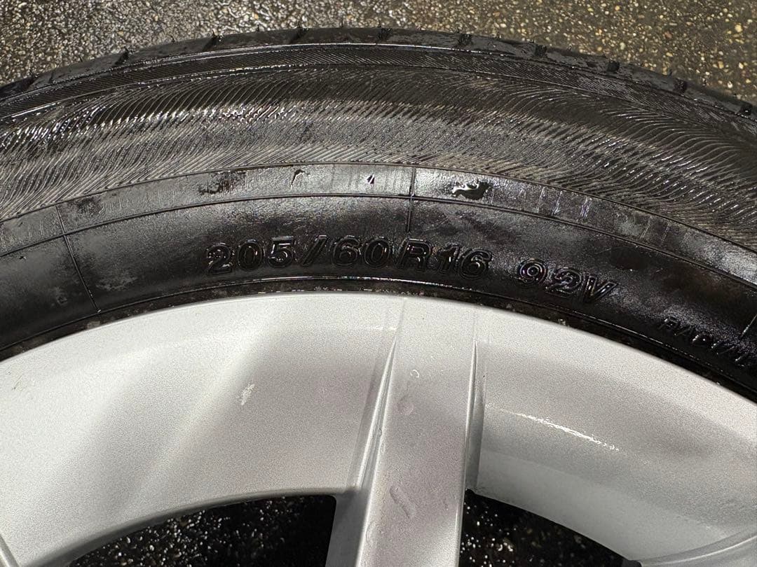 真*吾様 プリウスアルファ　純正タイヤホイール　205/60R16 4本セット