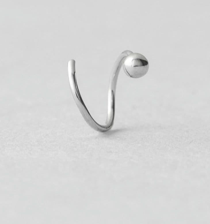 Jouete【ジュエッテ】[ピンズ] PT900 ピアス コイル（片耳用）