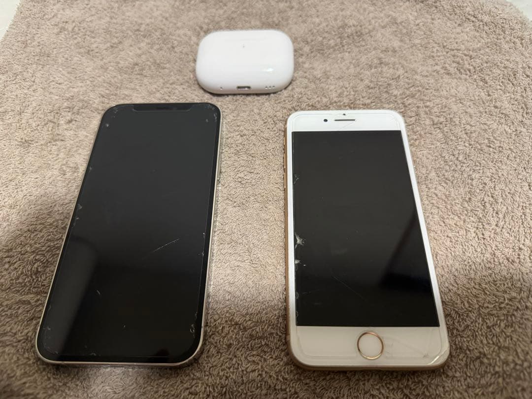 iPhone12 Pro、8、 AirPods