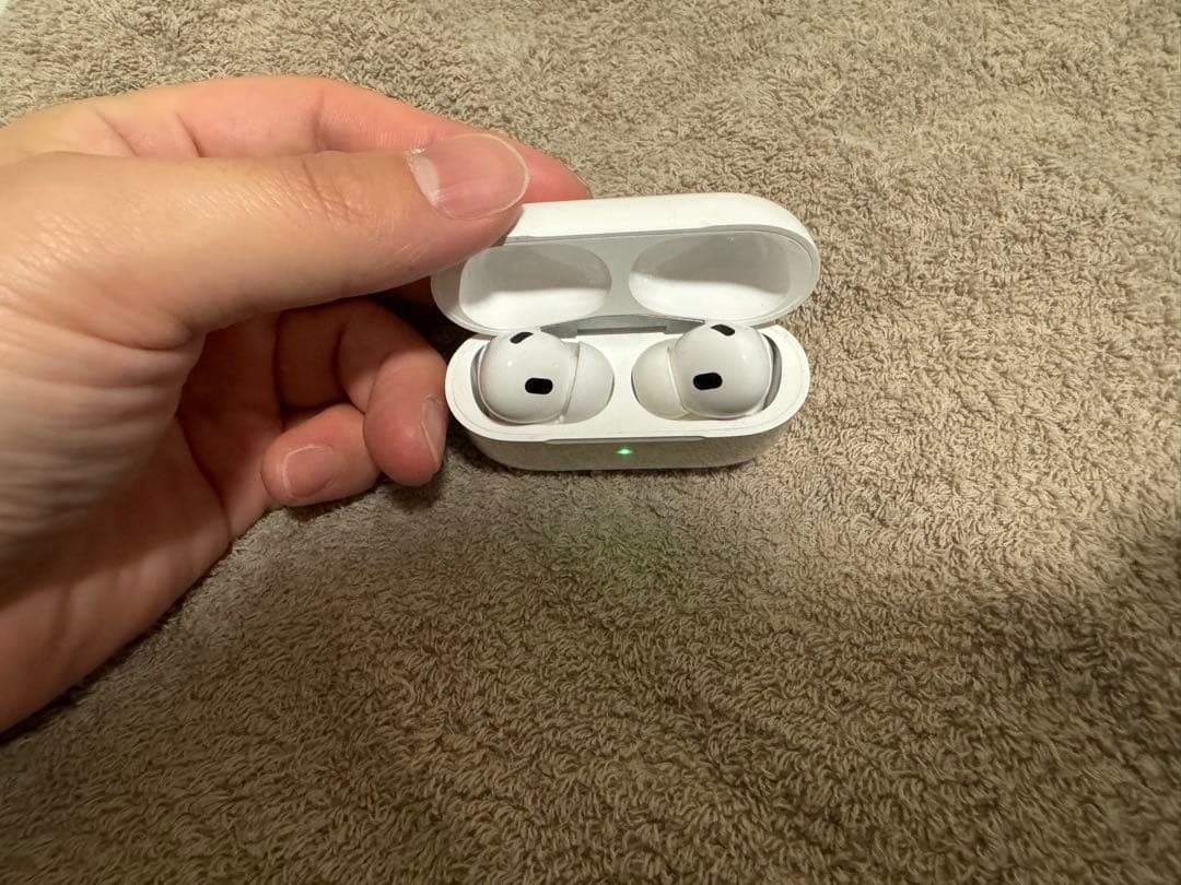 iPhone12 Pro、8、 AirPods