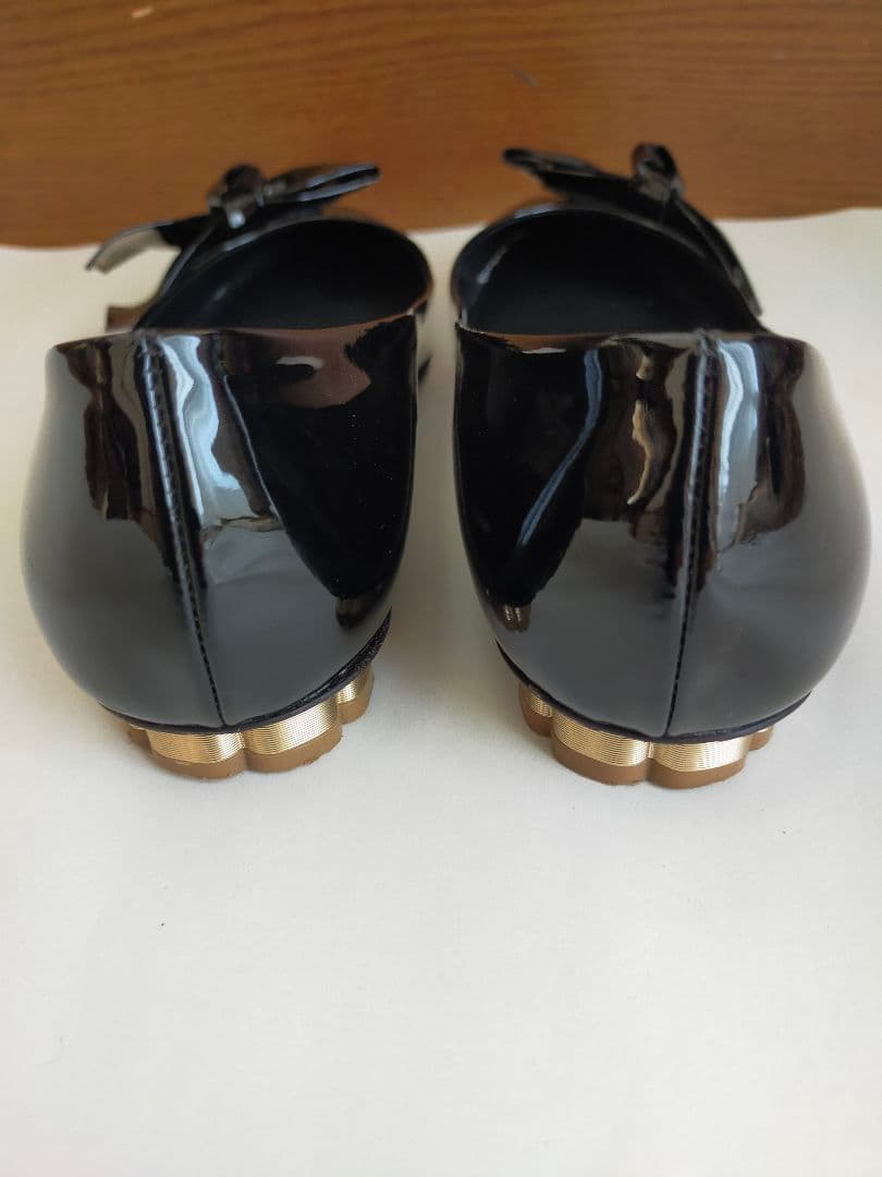 フェラガモパンプス