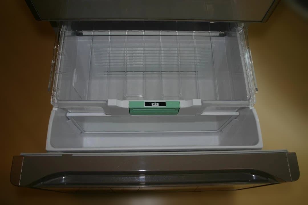 日立　冷凍冷蔵庫　R-S4200E　2015年製　415L